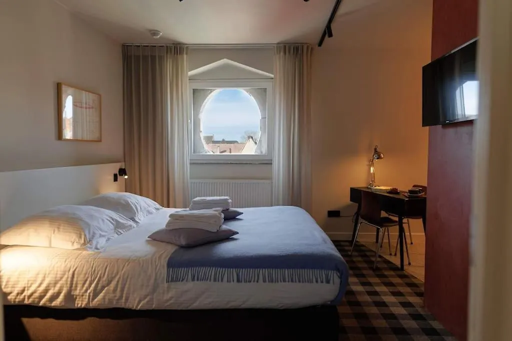 Studio For 2 In City Of خنت
